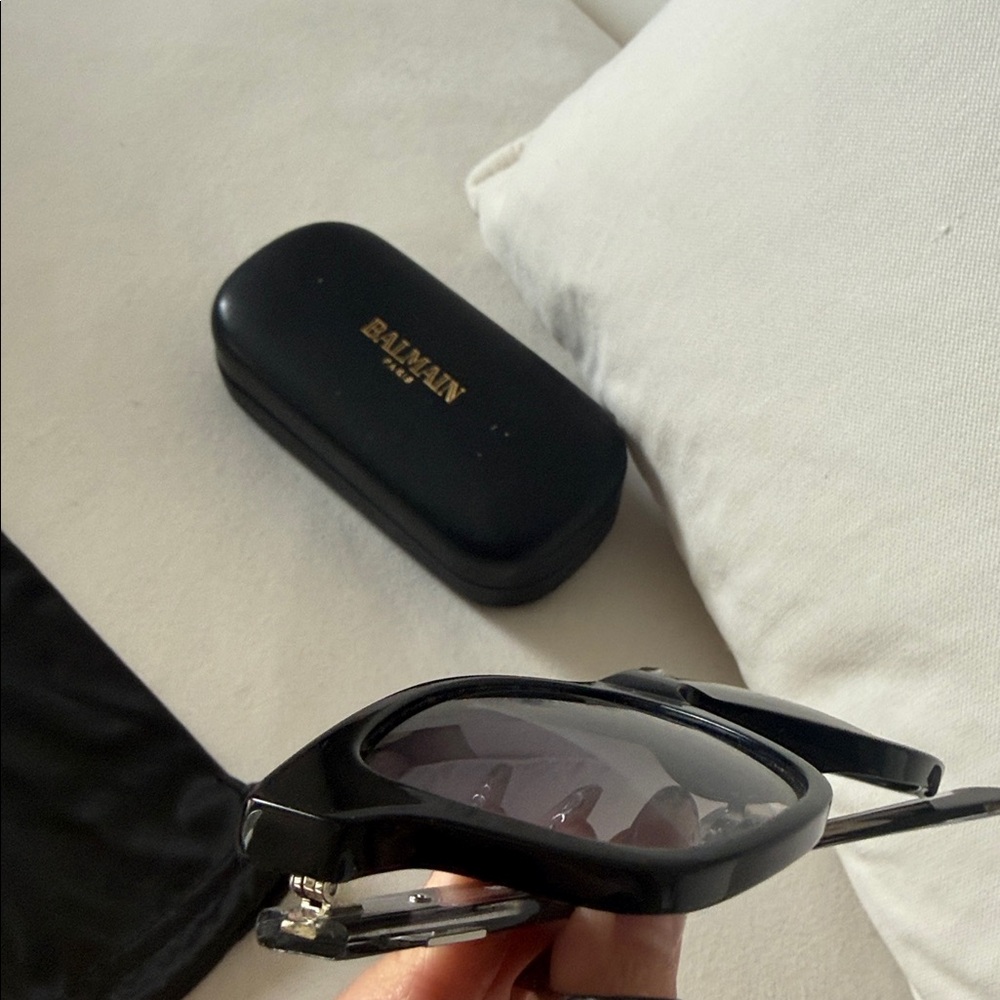 Balmain Black Rectangular Sunglasses With Case An… - image 5